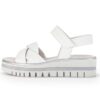 sandalen mit plateau