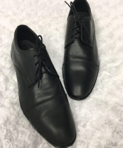 schwarze schuhe