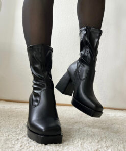 stiefel mit absatz