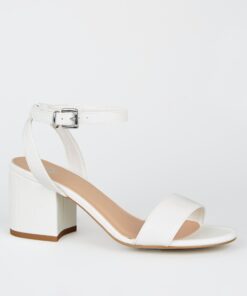 weiße sandalen