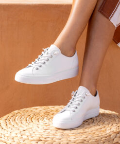 weiße schuhe